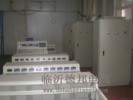 PLC、觸摸屏控制系統(tǒng)212