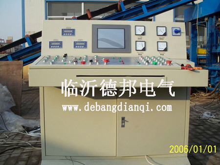 PLC、觸摸屏控制系統(tǒng)214